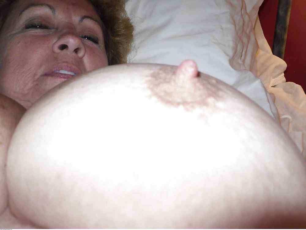U mature huge tits