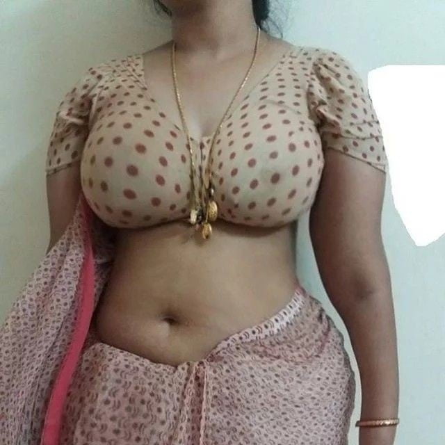 See and Save As indian saree boobs semi nude porn pict