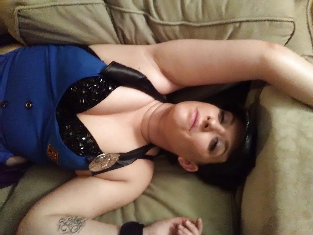 Sex Gallery Naughty cop