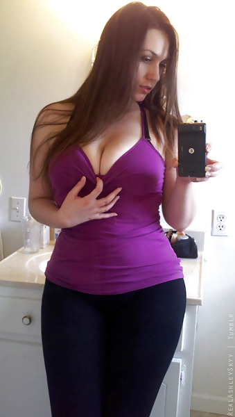 Sex Gallery Get Your Meat Ready......Yoga Pants... 3