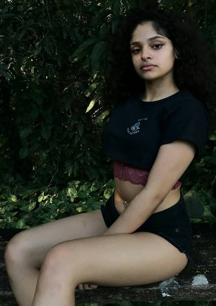 Sex Gallery alana hottest bitch cachorra