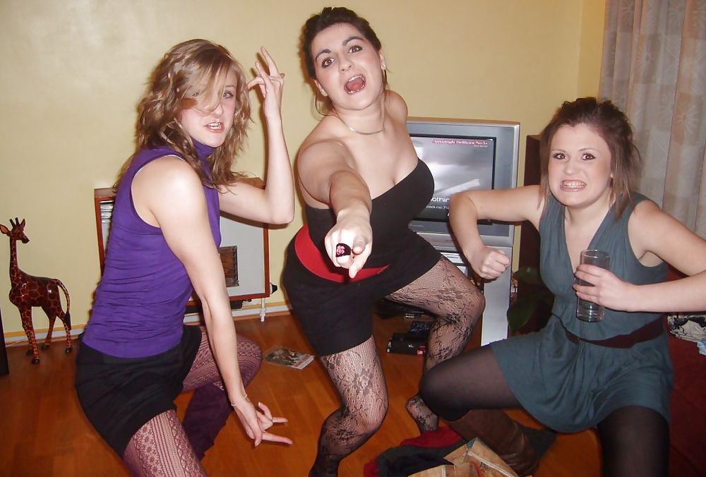 Sex Gallery party teens