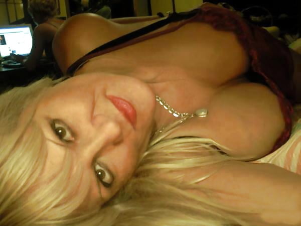 Sex Gallery Branka,jebozovna mama