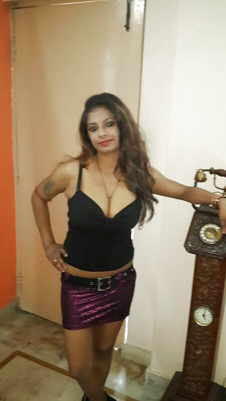 Sex Gallery hot sexy cute homely desi indian girls