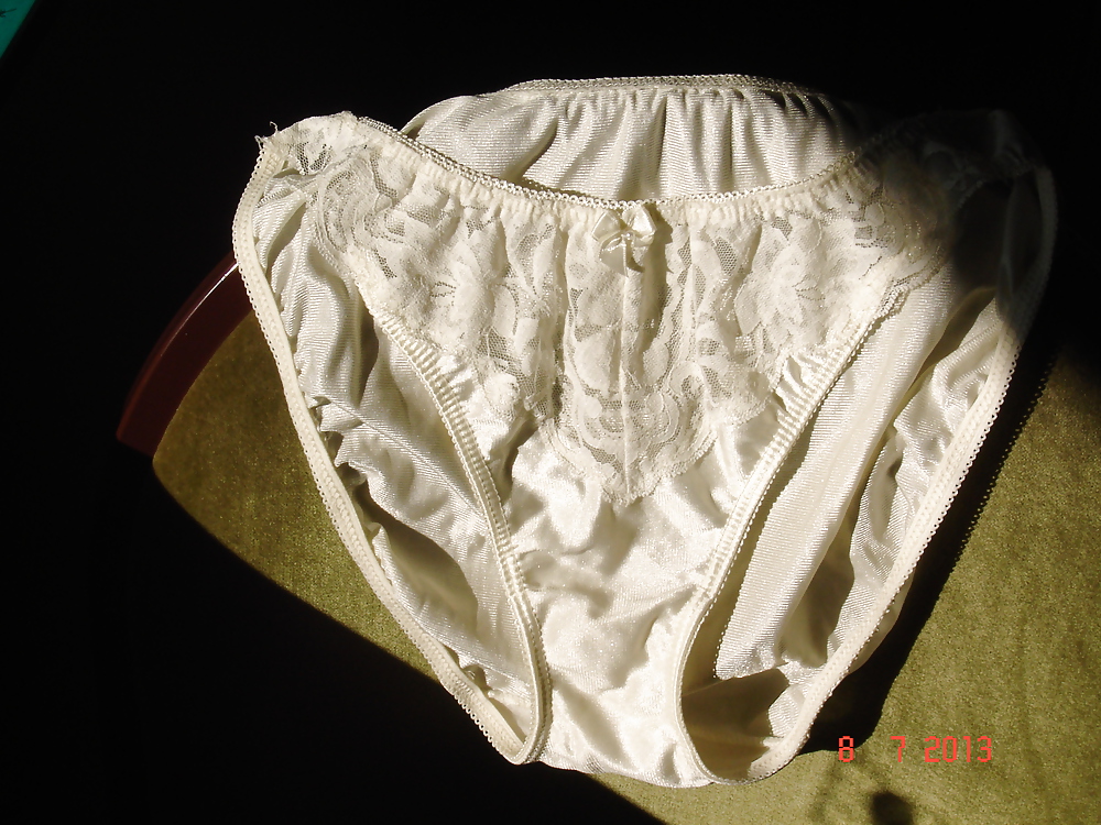Sex Gallery stollen silky white panties