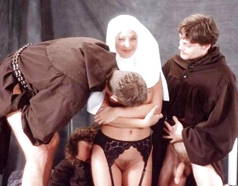 Sex Gallery nun fucking