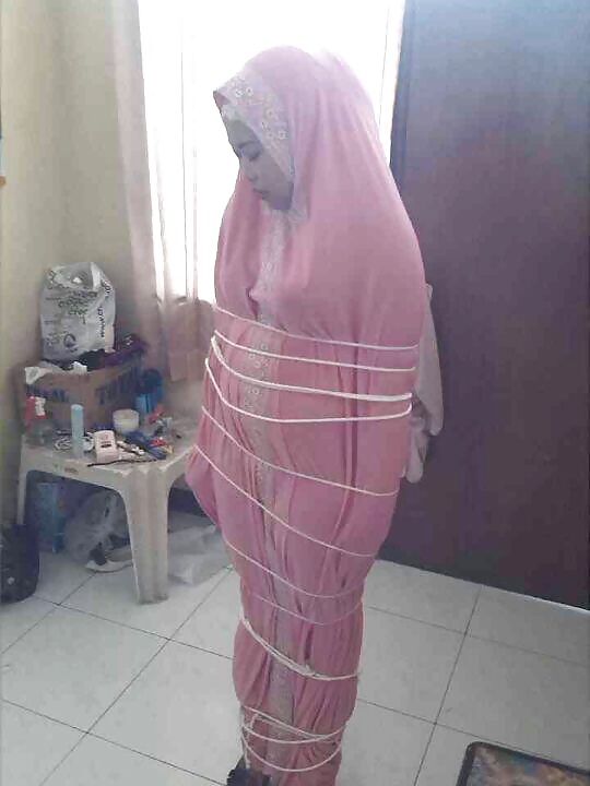 Sex Gallery Jilbab Tudung Bondage Tied