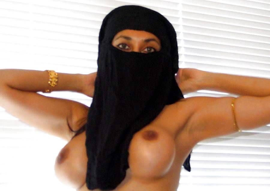 Sex Gallery Arab lady