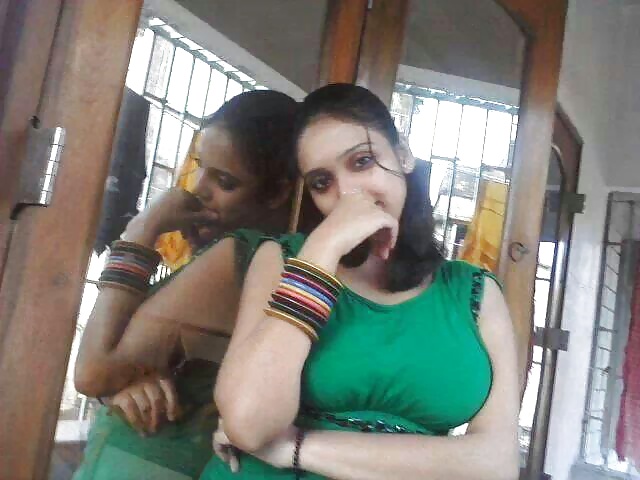 Sex Gallery Exposing Indian 18