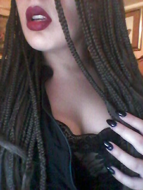 Sex Gallery Exhibitionist Carmen Nadia