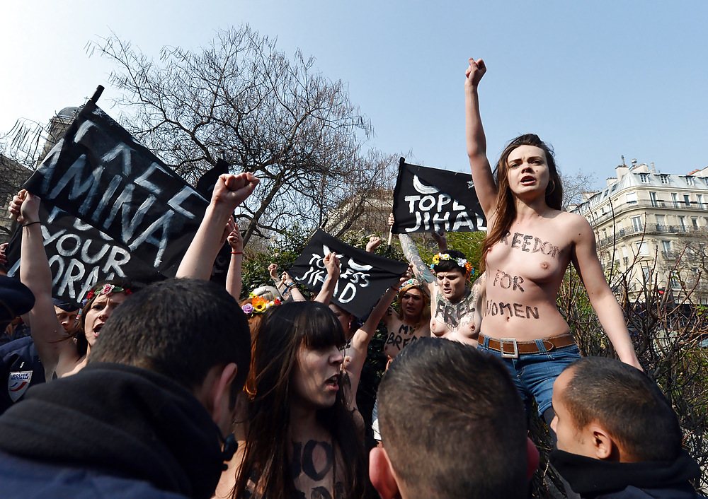 Sex Gallery Femen 2013-04-04 Topless Jihad protest day
