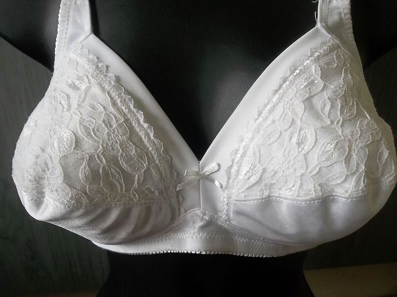 Sex Gallery Mature bra