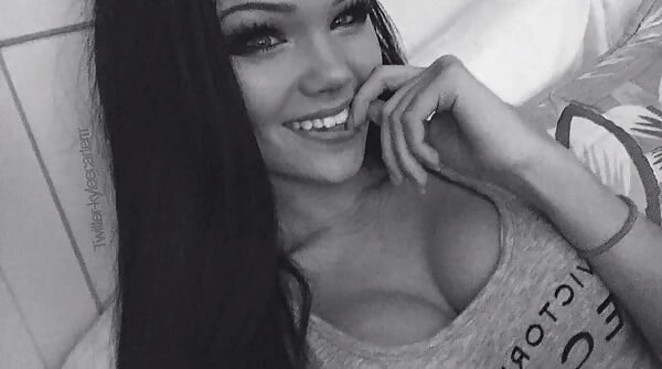 Sex Gallery What would you do to this teen chav?