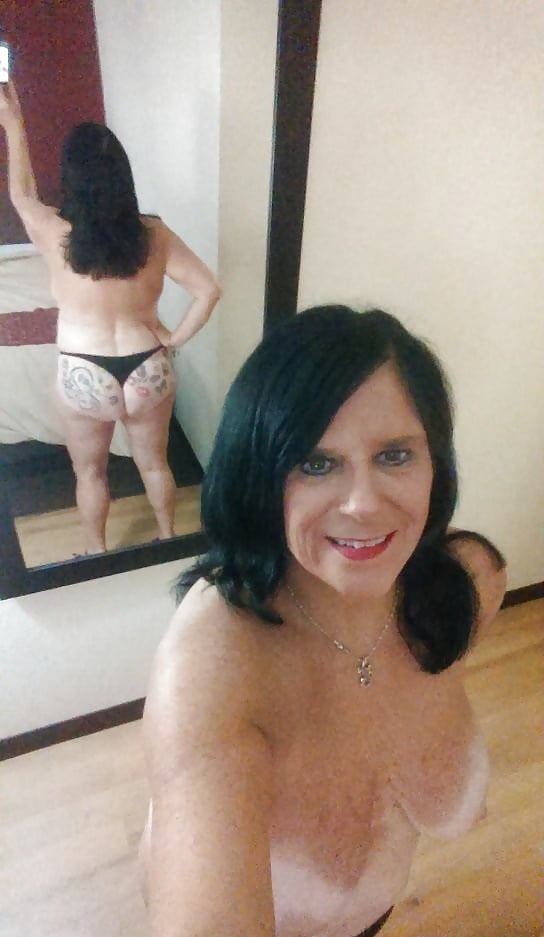 Sex Gallery fun in the hotel