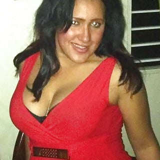 Sex Gallery Busty Milf Friend FB