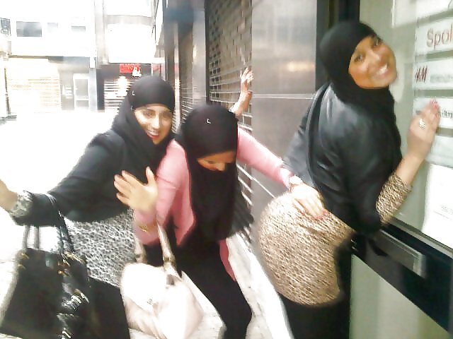 Sex Gallery beautiful girls who needs a real BBC