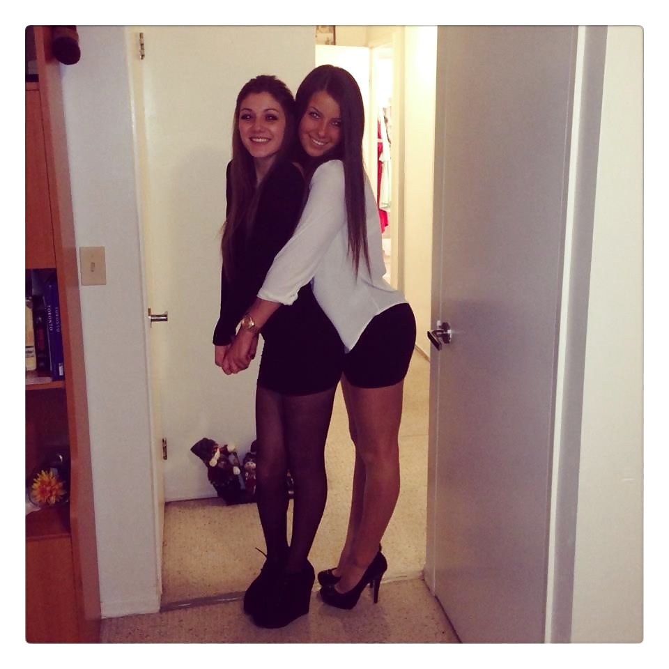 Sex Gallery Anna goes on holidays