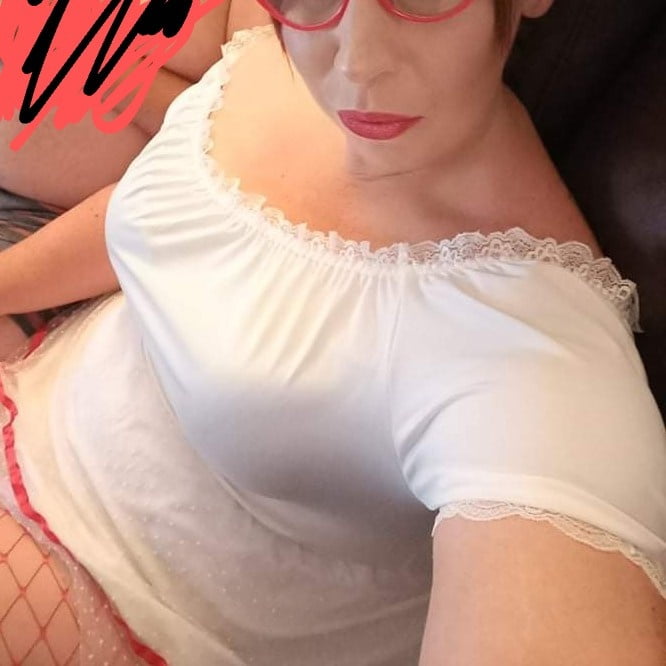 Hot wife sexy nurse - 21 Photos 