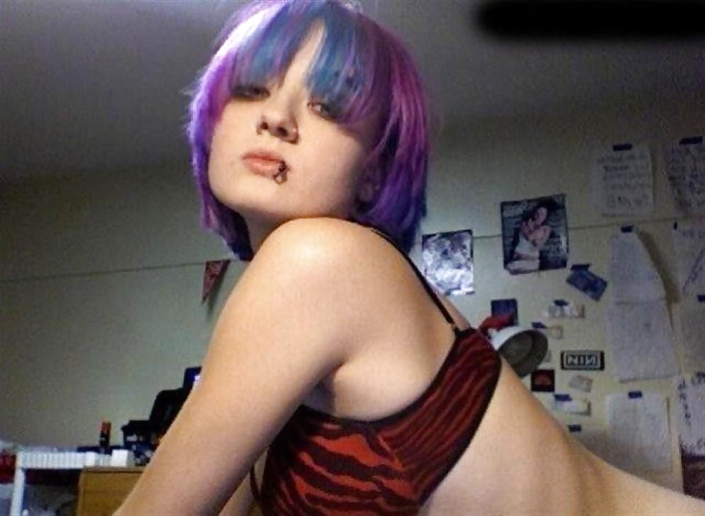 Sex Gallery Very Hot Emo Cam Babe