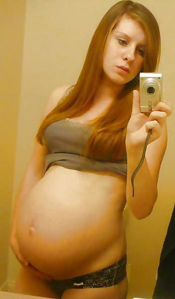 Sex Gallery Random pregnant redheads