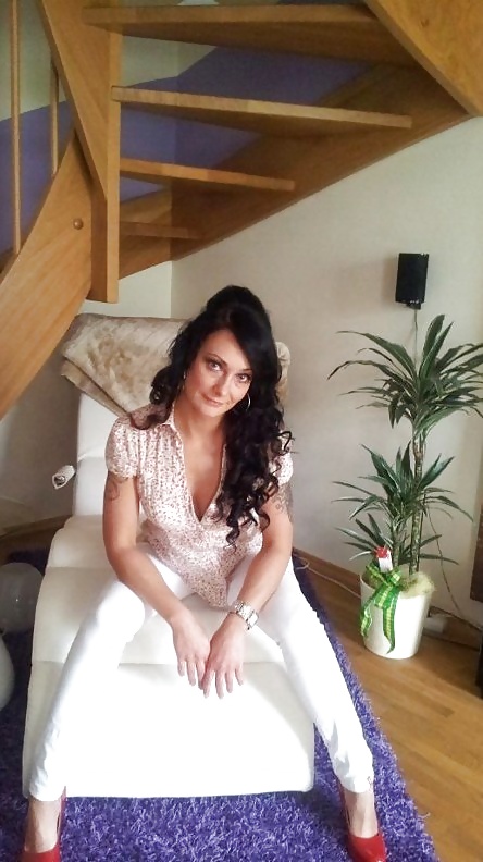 Sex Gallery Cassandra is a slut