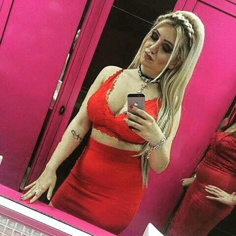 Sex Gallery Serbian hot blonde mom big natural tits Katarina Zdravkovic
