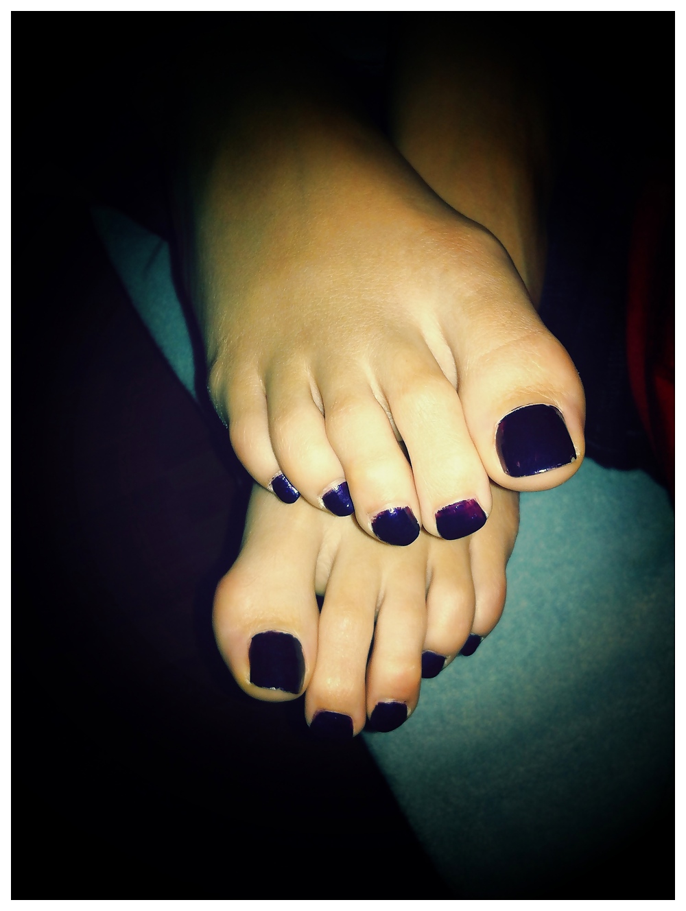 Sex Gallery Jackie's Dark Purple Toes and Sexy Feet