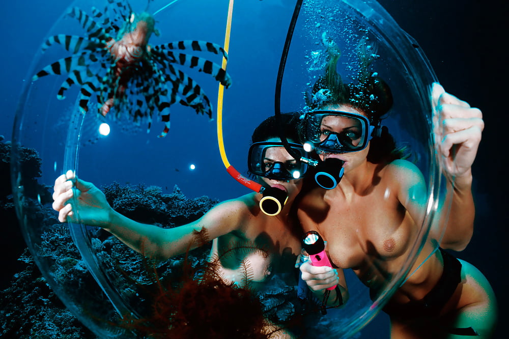 Sexy Underwater Wallpaper - Hot woman scuba diving. hot woman scuba diving....