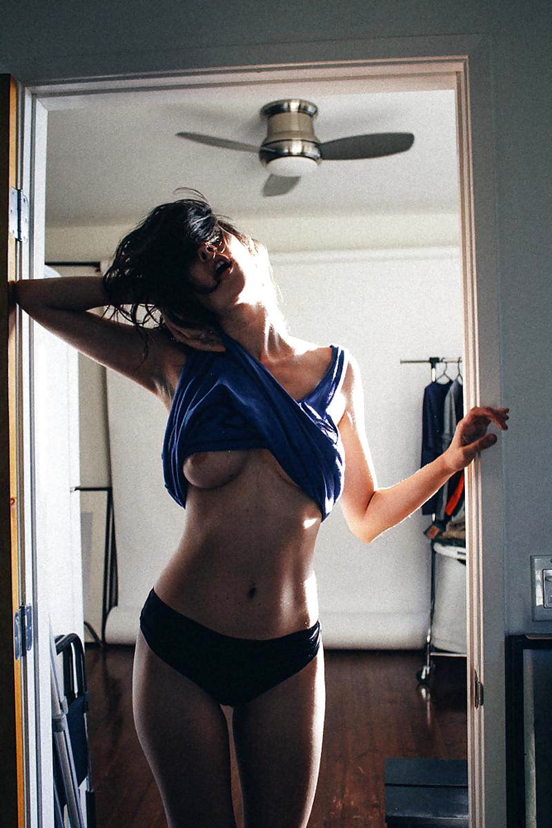 Sex Gallery panties & camel-toe 79