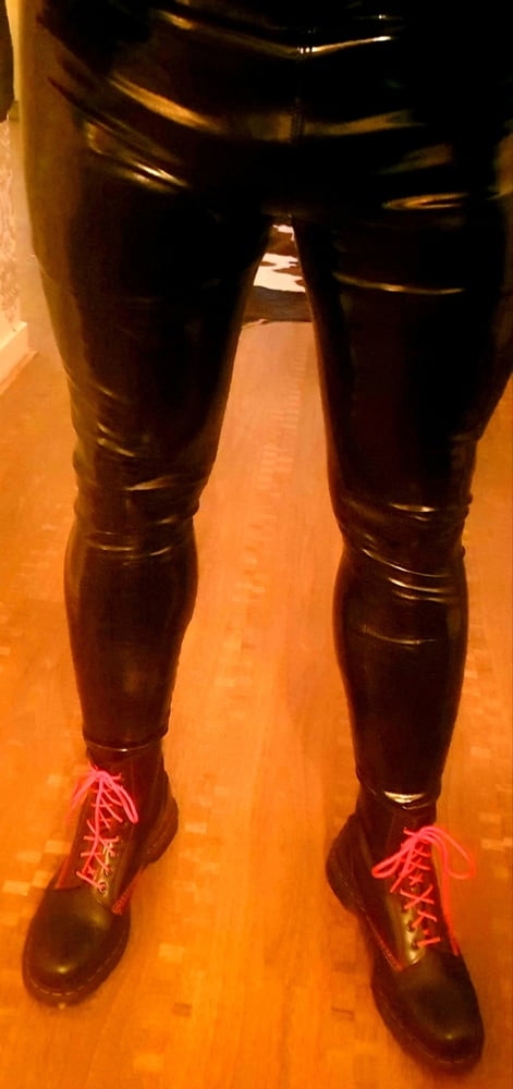 Me in thick superstretchy tight PVC leggings & Dr. Martens - 10 Photos 