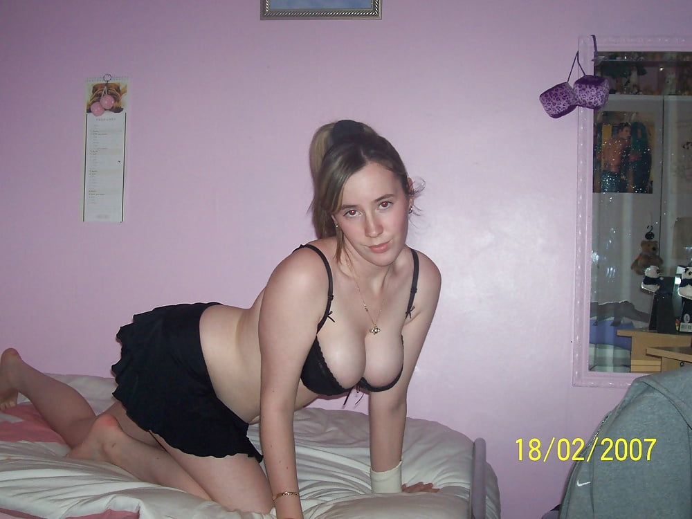 Sex Gallery lola 18 ans coquine