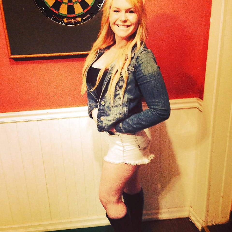 Sex Gallery Busty Blonde Slut