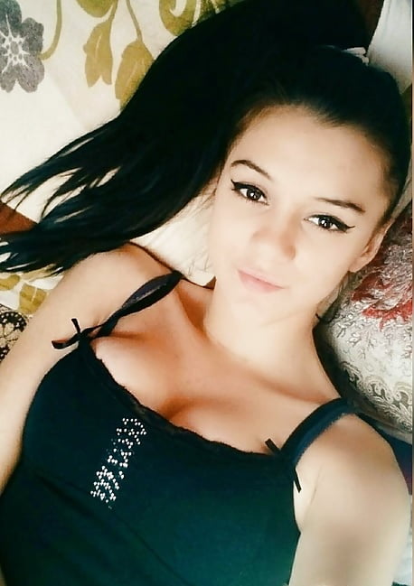 Sex Gallery Bosnian Bitch 02