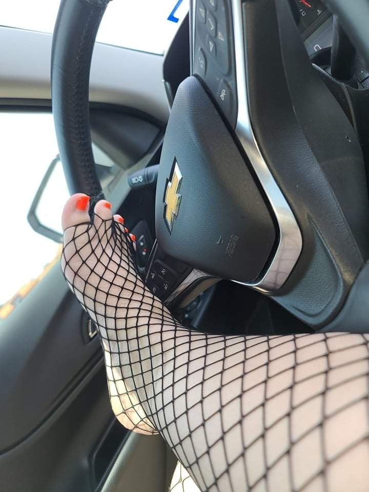 Feet in the car- 24 Pics