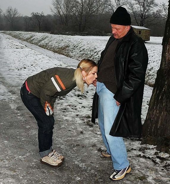 Sex Gallery Sucking Dick Outdoors