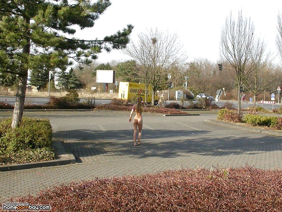 Sex Gallery Posing naked in a public place