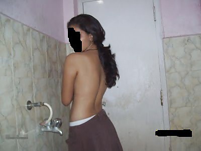 me naked with my boyfriend in d bathroom...