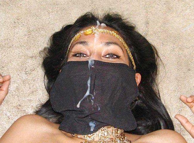 Sex Gallery ARABIAN GIRLS - HOTTER AS HOT XI