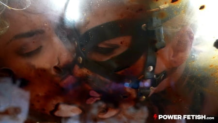 sasha anime enjoys butt rose         