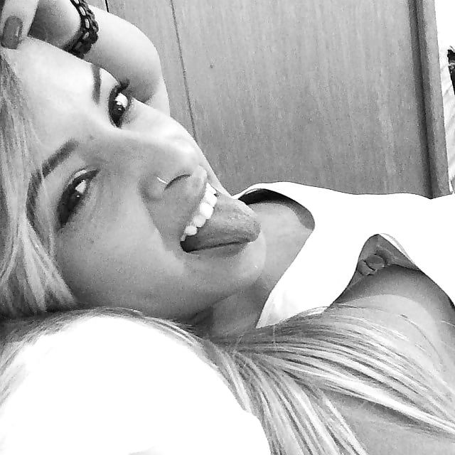 Sex Gallery LINGUINHA PRA FORA - QUER PORRA !