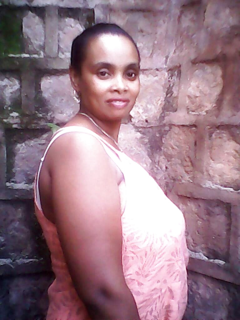 Sex Gallery ferline malgache antananarivo Madagascar