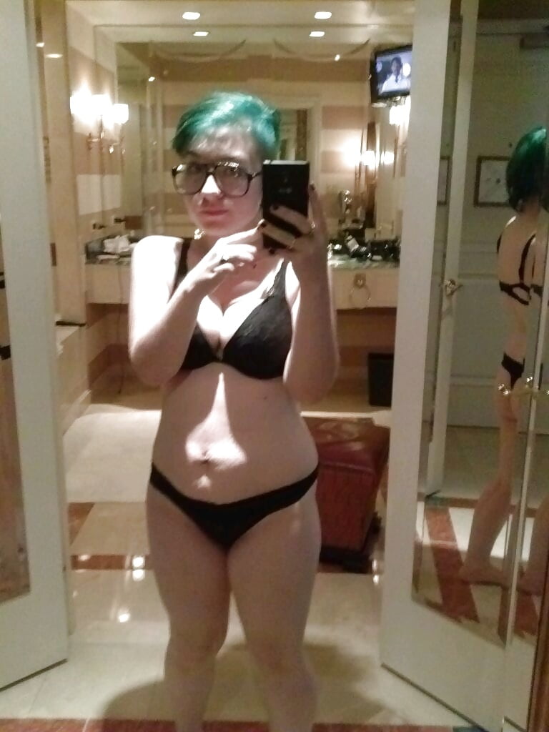 Sex Gallery amateur selfie sexy teens naked tits pussy ass slut