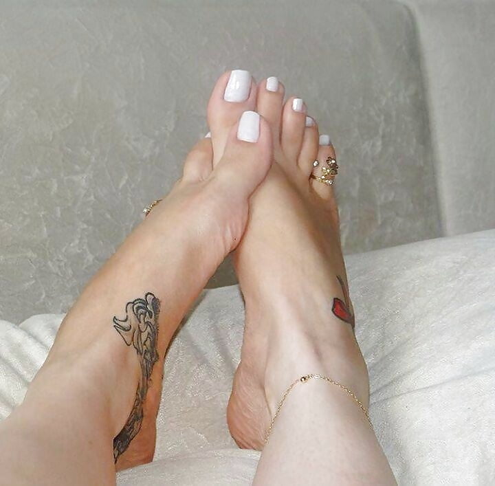 Sex Gallery Nice Feet --- FaceBook