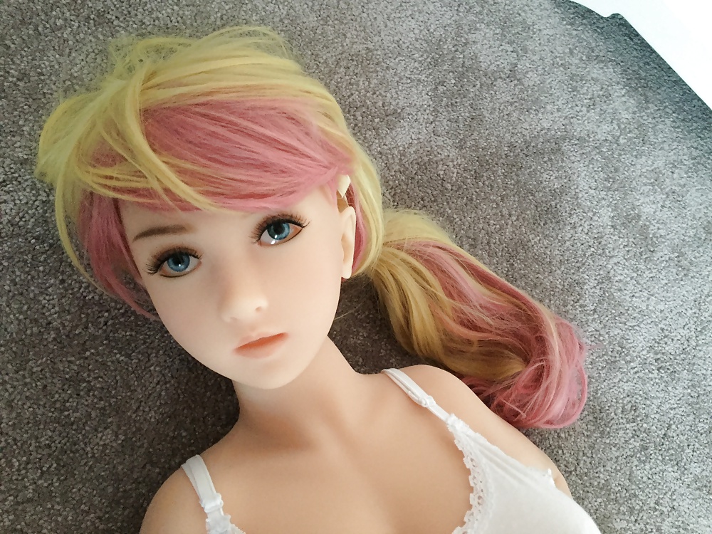 Sex Gallery Amy in Pink