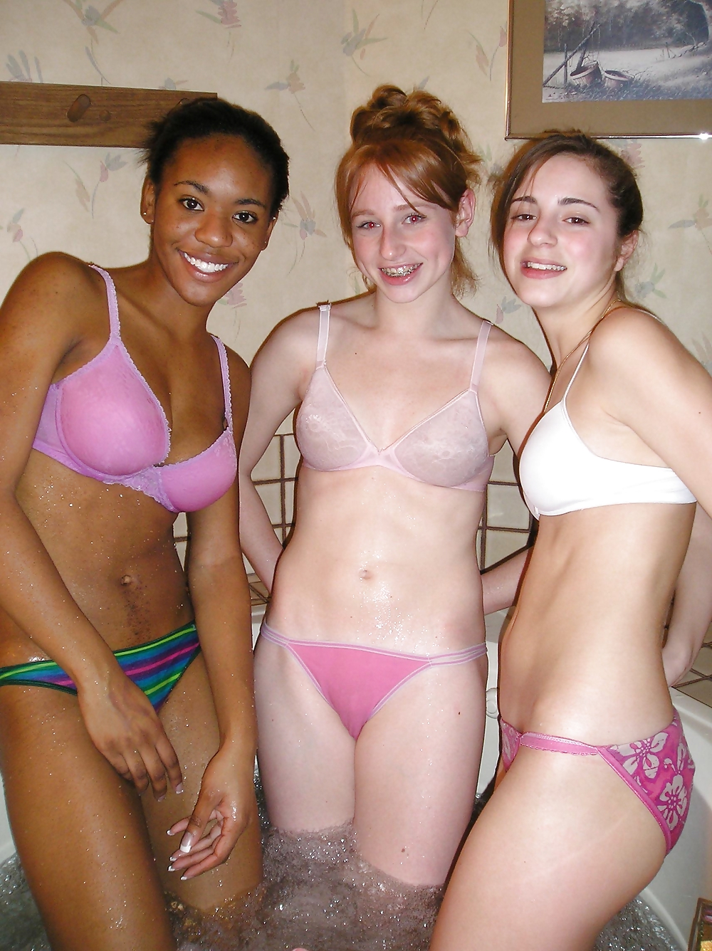 Sex Gallery Horny teen girlfriends exploring their bodies & pussies 5