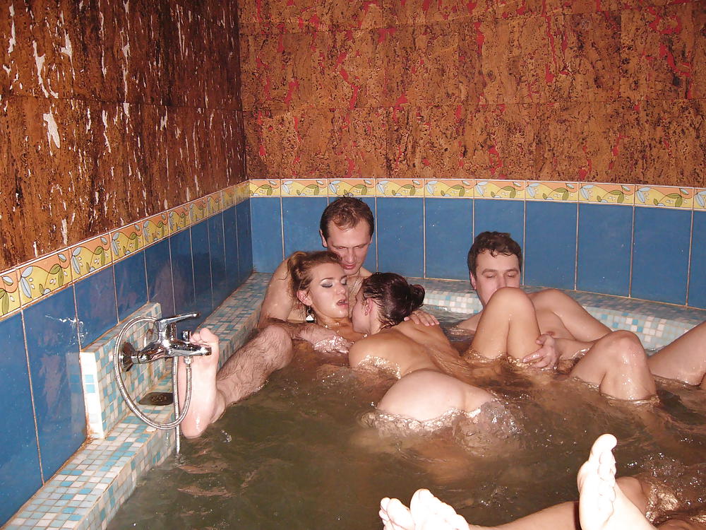 Sex Gallery Orgy in the water