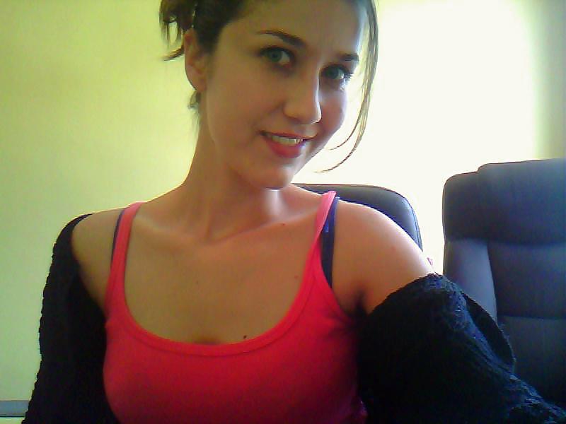Sex Gallery A naughty french webcamgirl