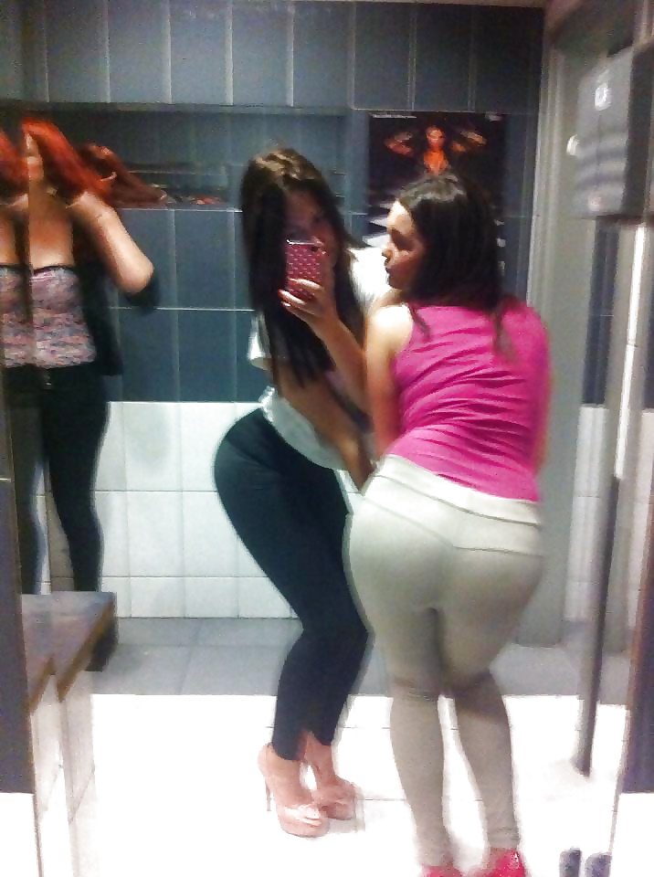 Sex Gallery Macedonian and Serbian girls in yoga pants