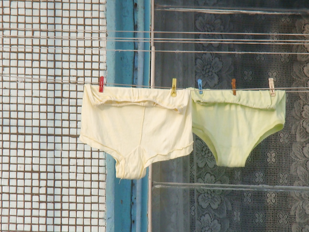 Sex Gallery Knickers and panties on a clothesline! Amateur!