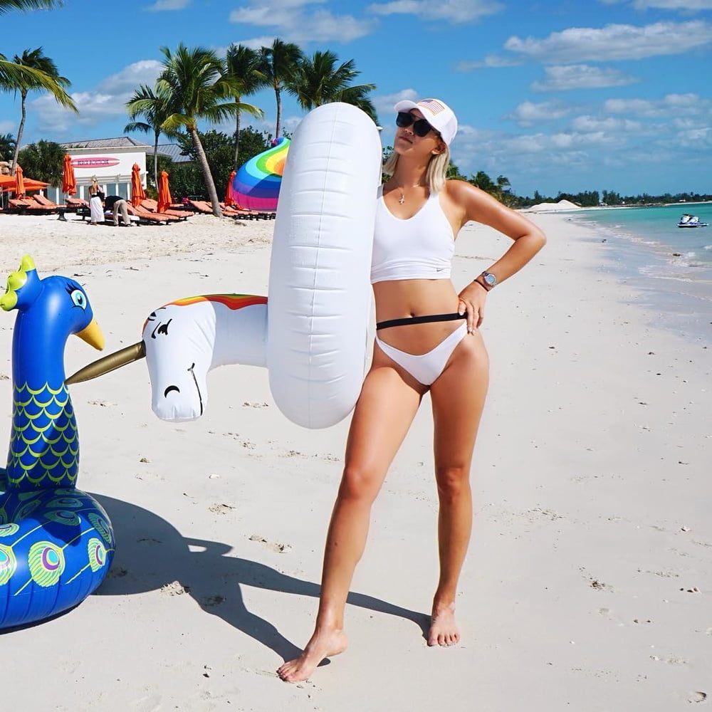 Michelle Wie Ig Camel Toe At The Beach 4 Pics Xhamster